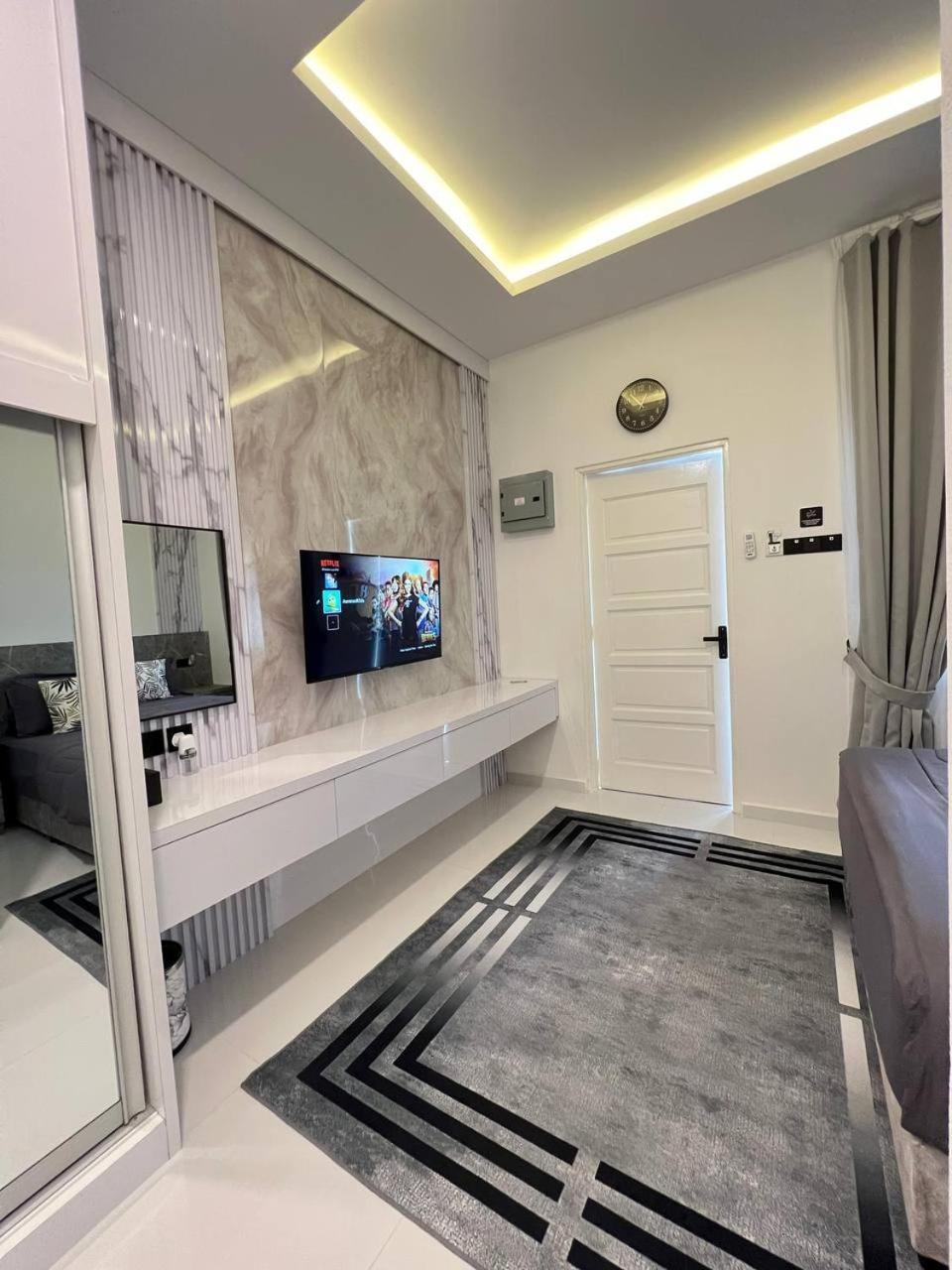 Auranad Tinyhouse Bandar Tanah Merah Wifi Netflix Zewnętrze zdjęcie
