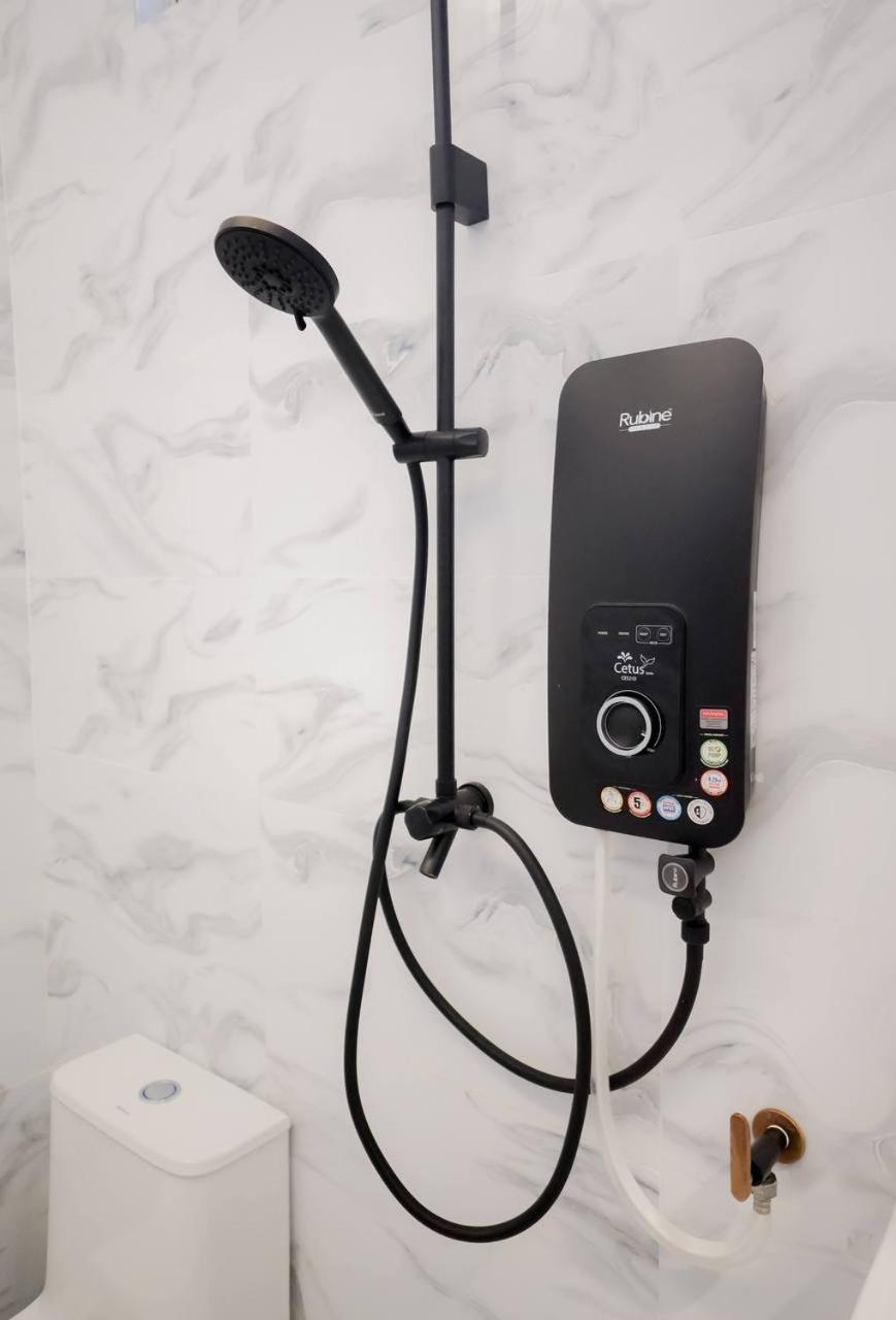 Auranad Tinyhouse Bandar Tanah Merah Wifi Netflix Zewnętrze zdjęcie