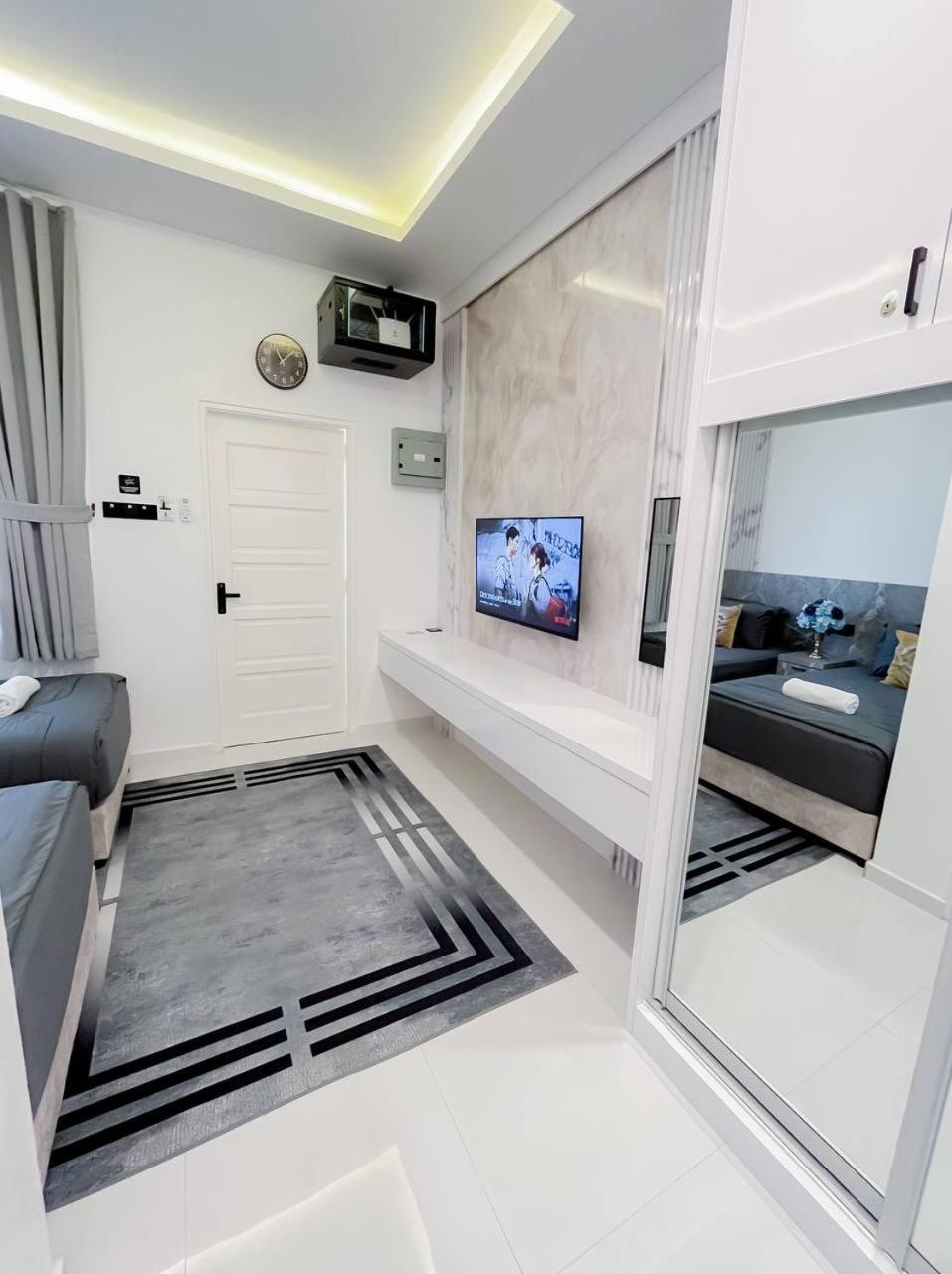 Auranad Tinyhouse Bandar Tanah Merah Wifi Netflix Zewnętrze zdjęcie